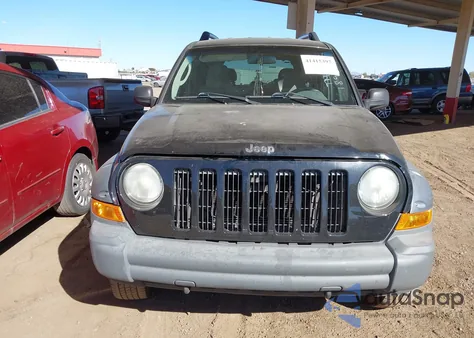 2006 Jeep Liberty Renegade from USA, damaged, VIN 1J4GK38K66W189379